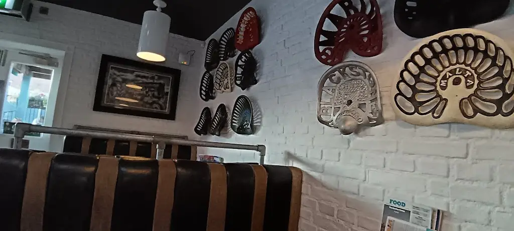 Jo_The Butter Cross - JD Wetherspoon_Bingham_review