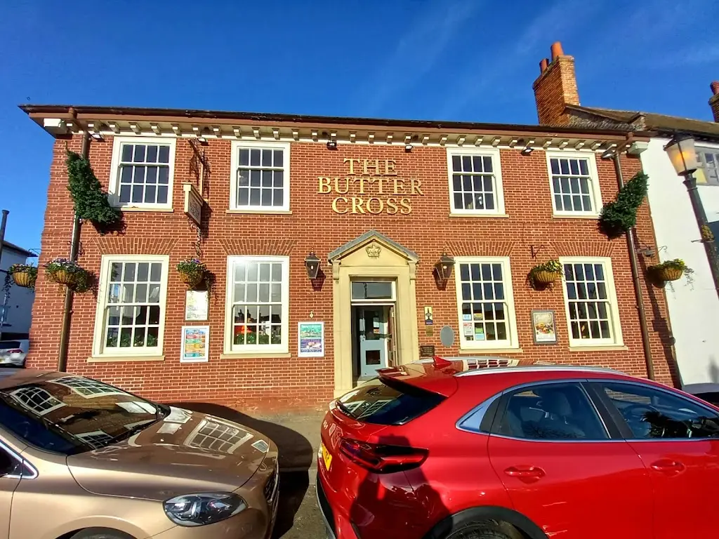 Andrew Nell_The Butter Cross - JD Wetherspoon_Bingham_review