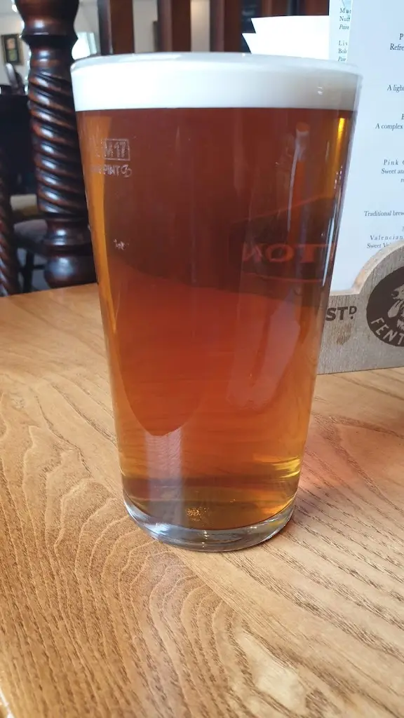 Lee Stapleford-Allen_The White Lion_Bingham_review