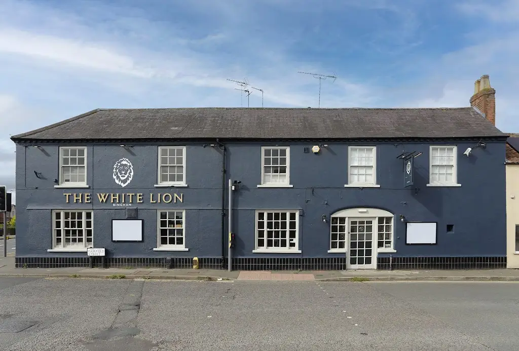 The White Lion_Bingham_slider_image_3