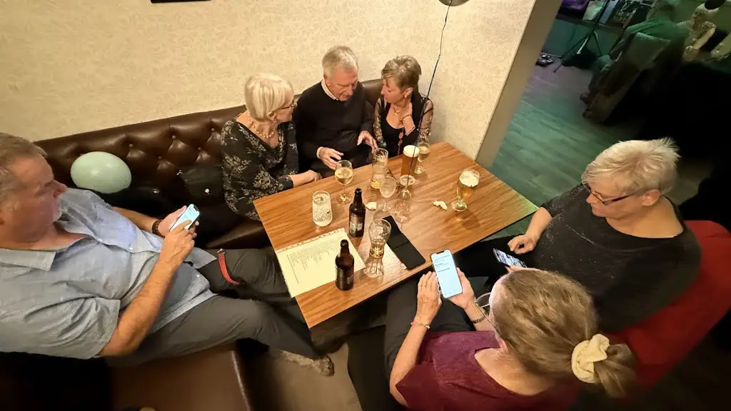 Matt Hart_The Three Churches_Lochwinnoch_review