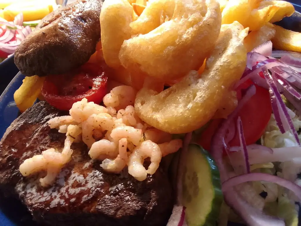 The Three Churches_Lochwinnoch_slider_image_3