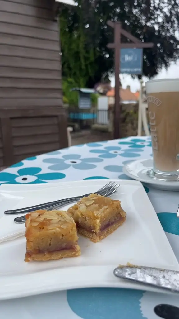 Joli_Longniddry_slider_image_2