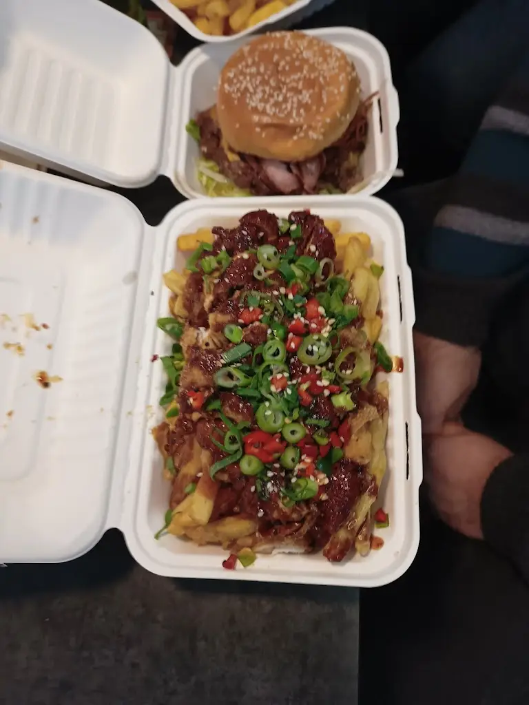 Paul O'Flaherty_The Humble Burger_Lhanbryde_review