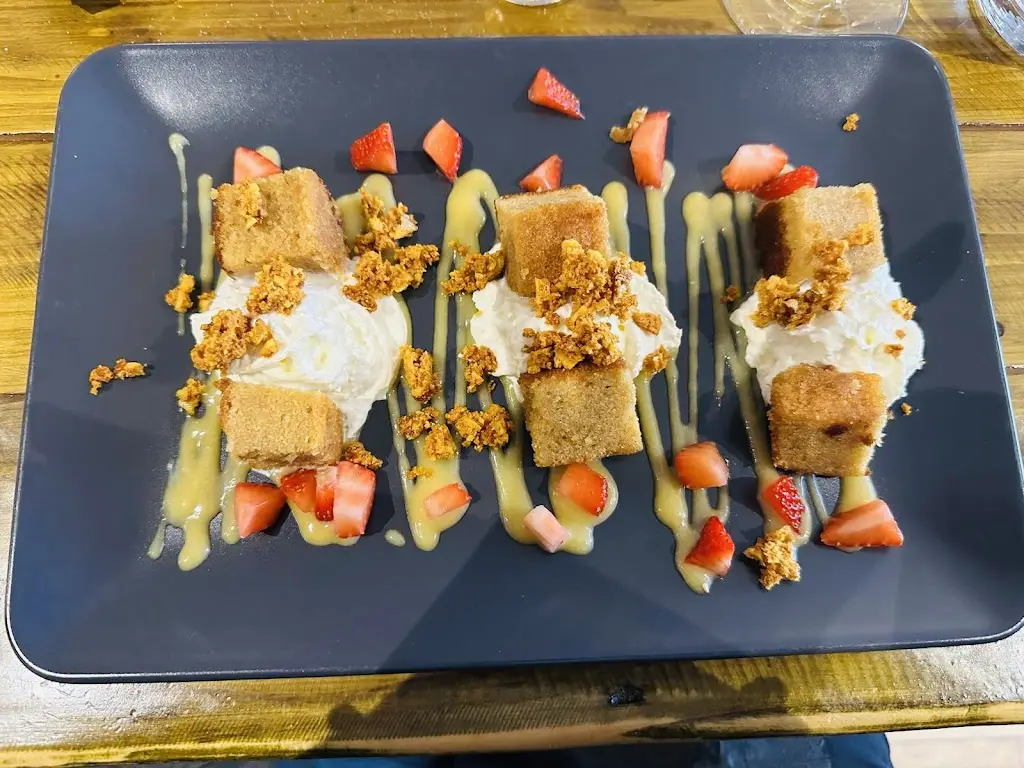 Greg D_Catch 79 Seafood Bistro_Lhanbryde_review