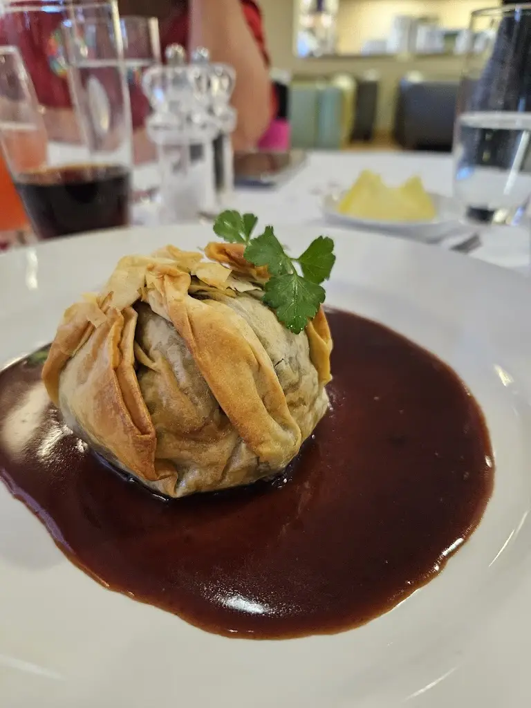 The Beechtree Restaurant_Lhanbryde_slider_image_2