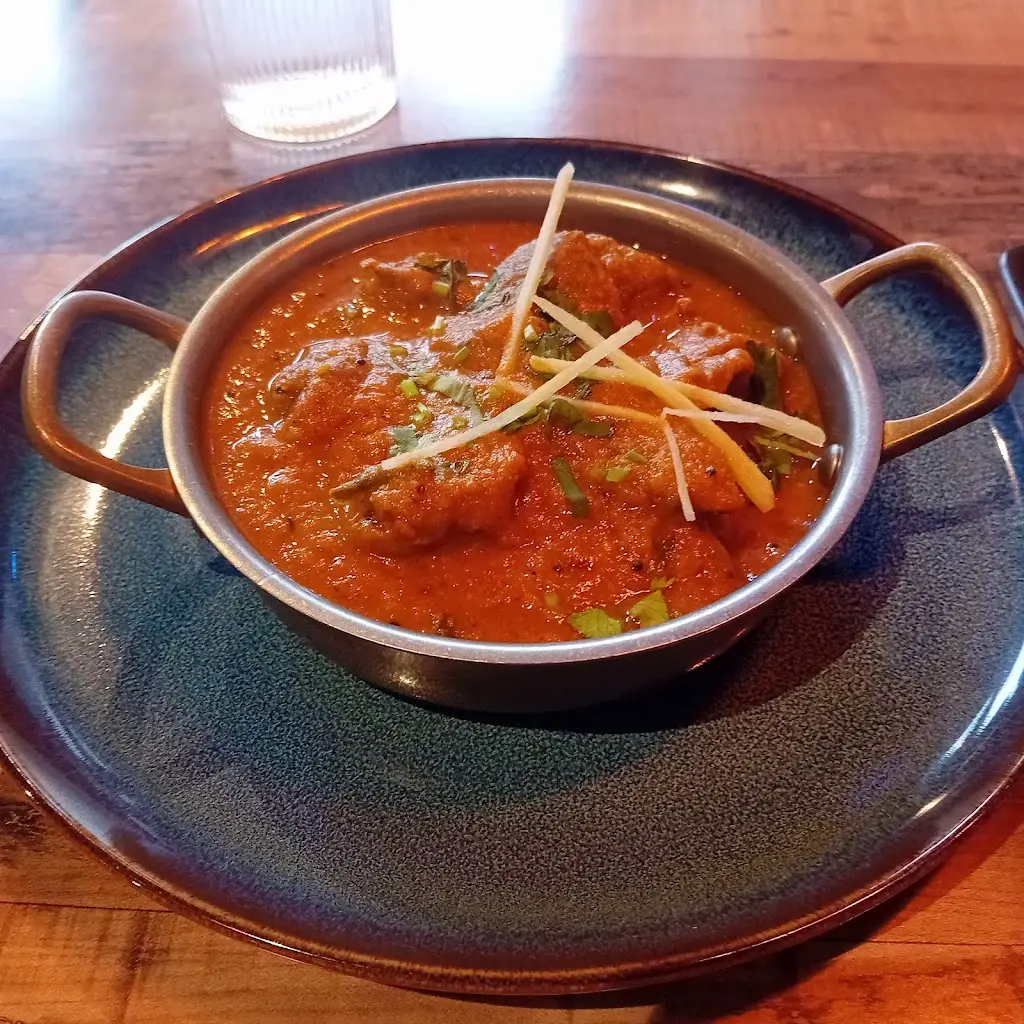 Pokemon 2022_Desi Fusion Aldridge_Aldridge_recensione