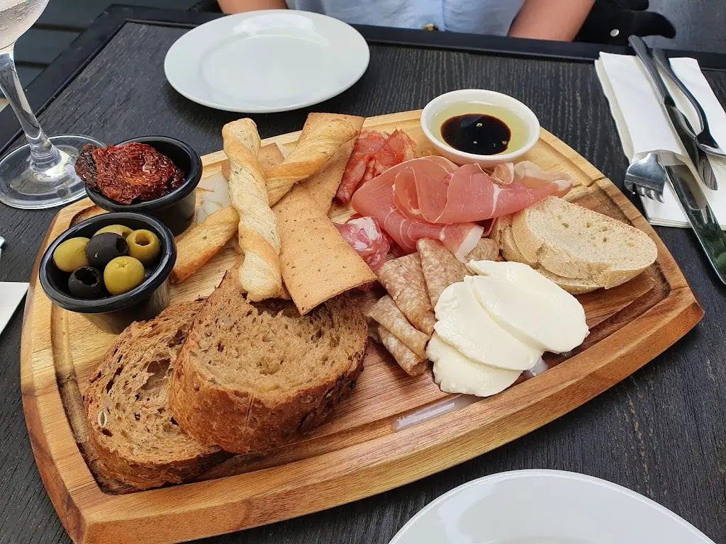 nairnmonster_Duffus Inn Restaurant & Bar_Lhanbryde_review