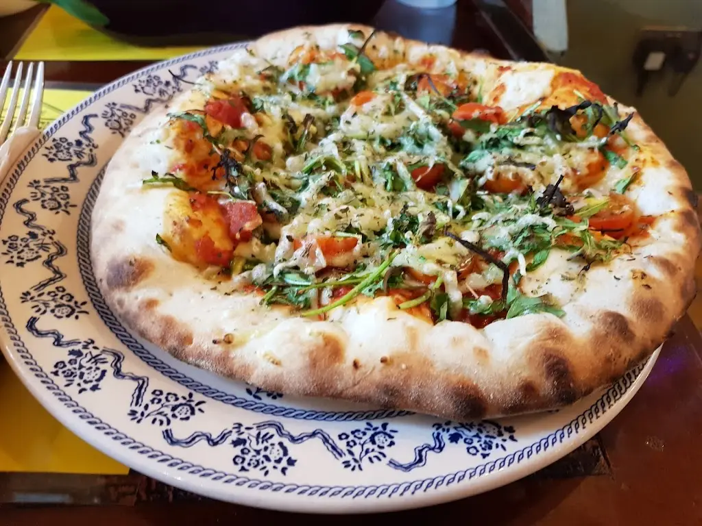 Sarah Bettcher_Café Kombucha_Lhanbryde_review