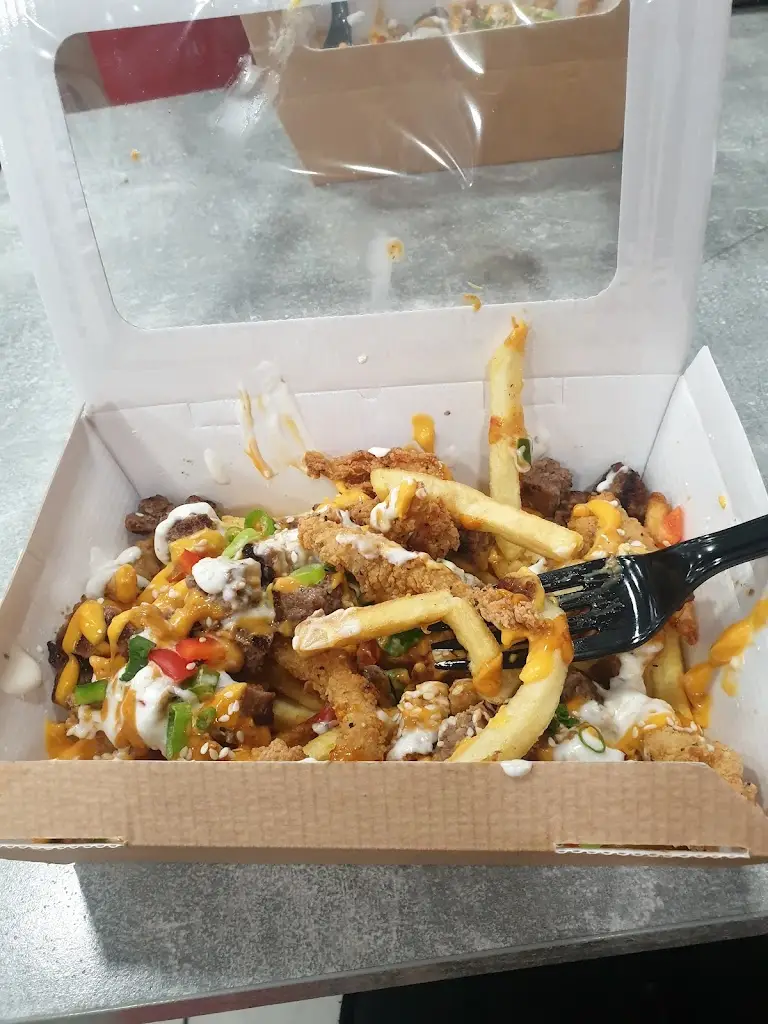 Shak's_Lochgelly_slider_image_3