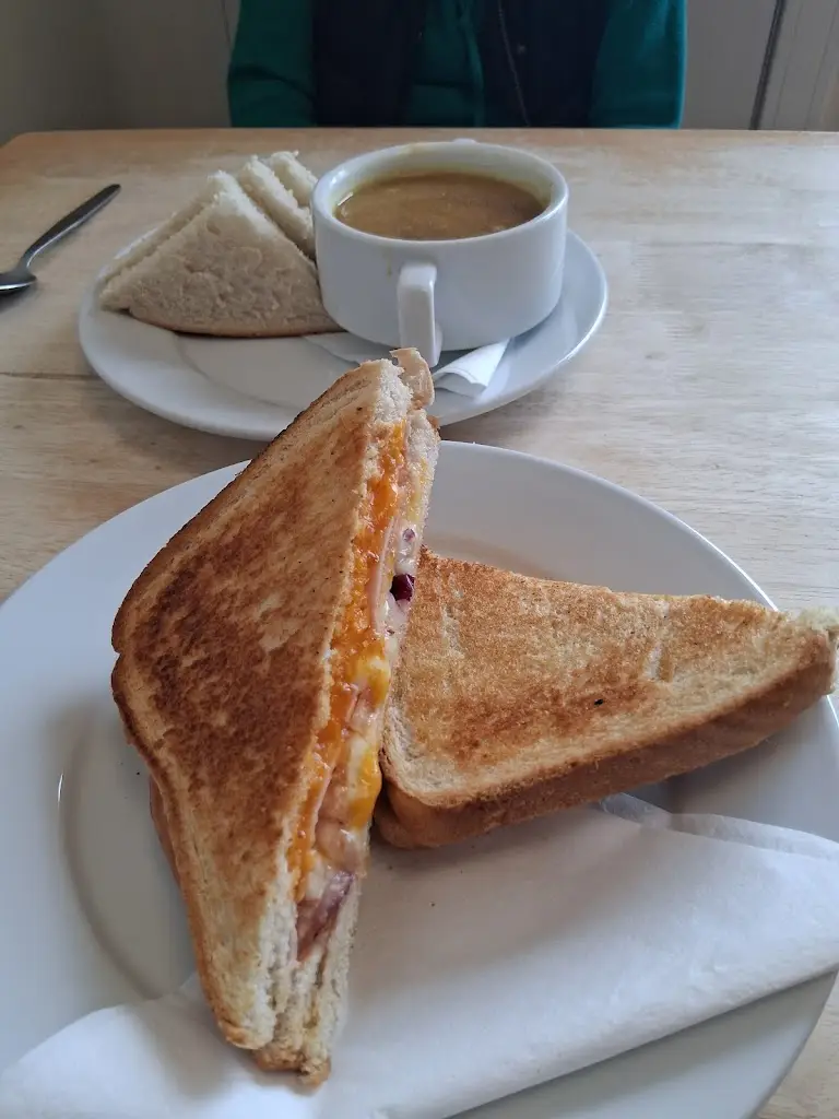 Kirsty Dziennik_Ore-Bank Cafe_Lochgelly_review