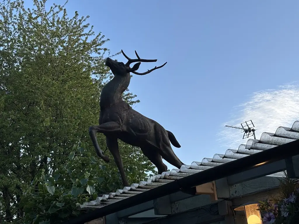 stuartblair2_The Prancing Stag_Linwood_review
