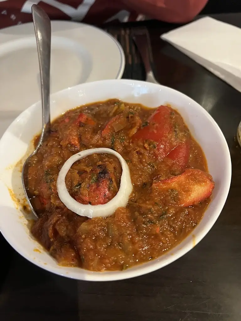 Suzanne Clarkson_Bombay Joe's_Bingham_review