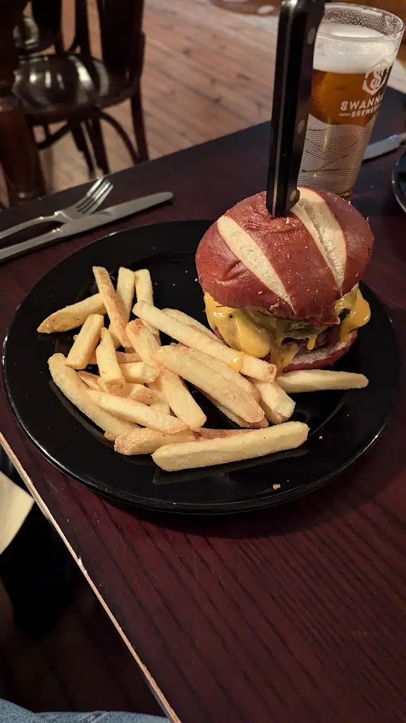 Menu_Helgi's_Kirkwall_image_9