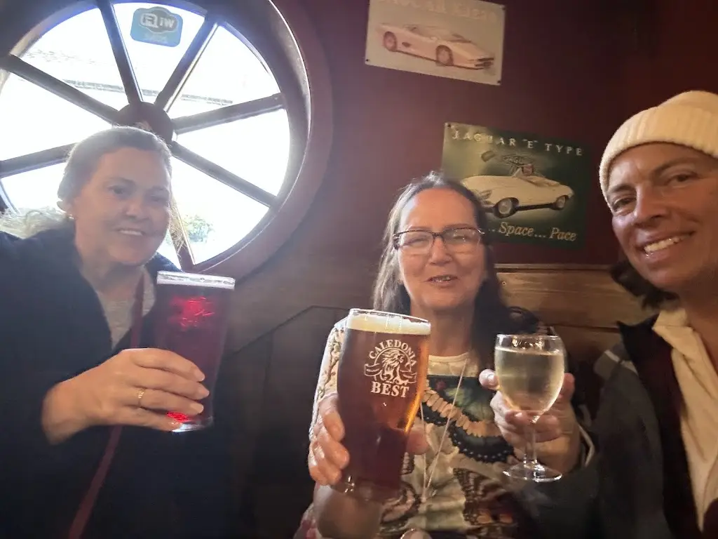 Christina Coons_Auld Motor Hoose_Kirkwall_review