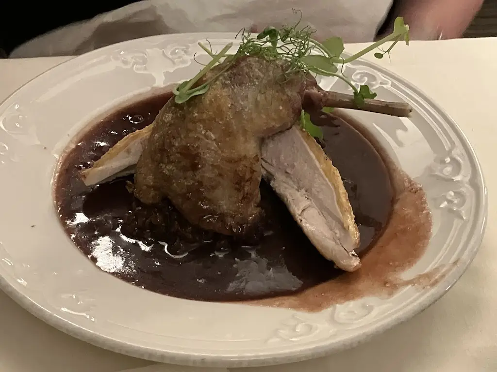 Ashmore's_Bingham_slider_image_3