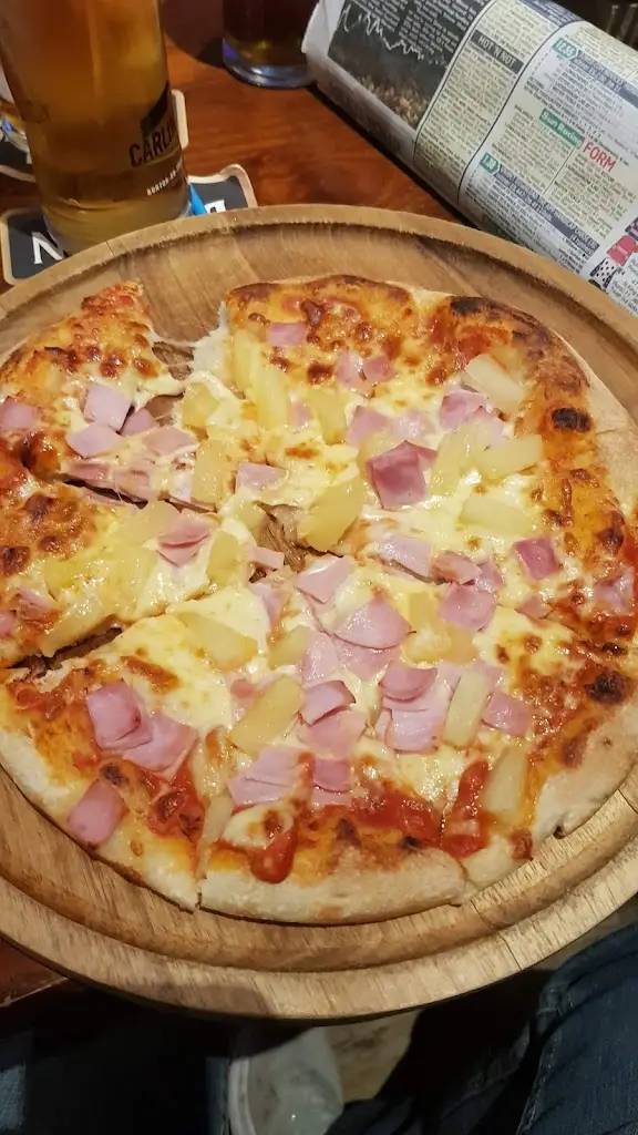 The Mid Calder Inn (The Tapshop)_Mid Calder_slider_image_2