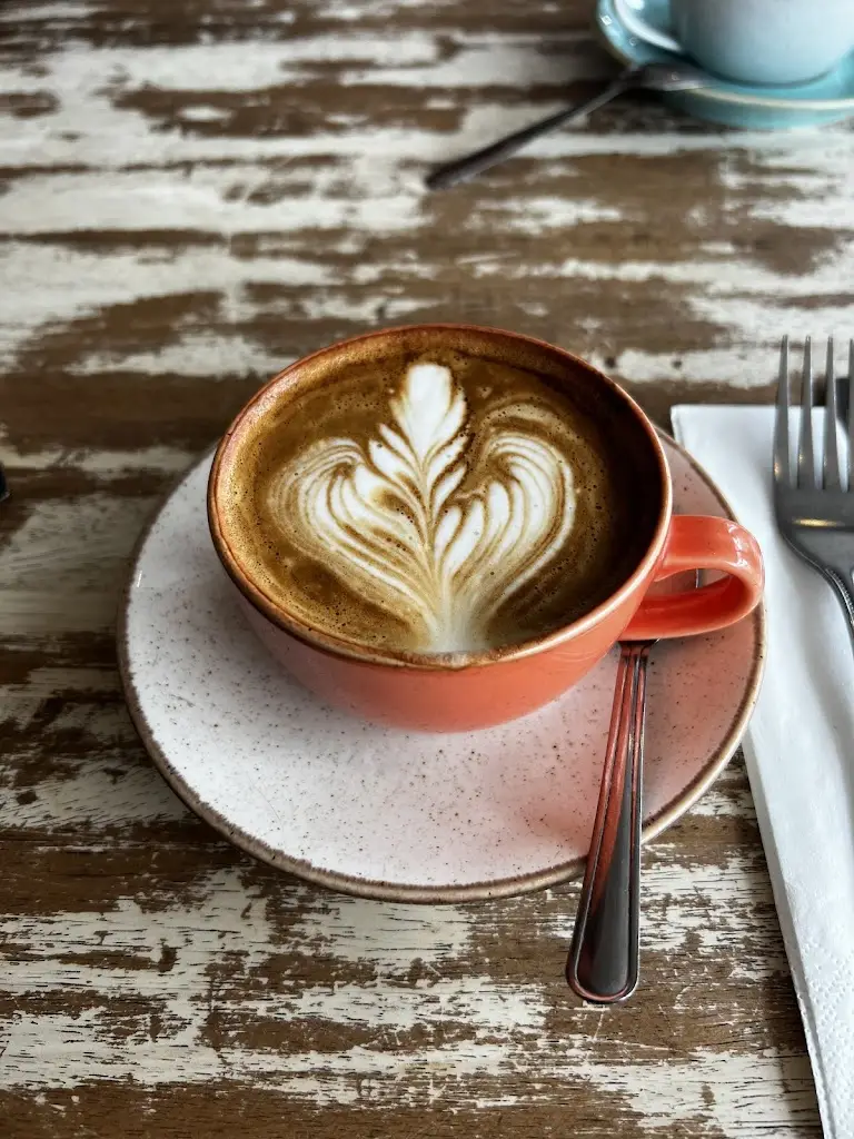 Anna T_Heaven Scent Coffee Shop_Milnathort_review