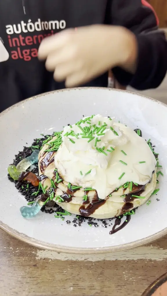 Heaven Scent Coffee Shop_Milnathort_slider_image_2