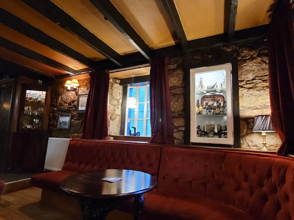 The Village Inn_Milnathort_slider_image_1