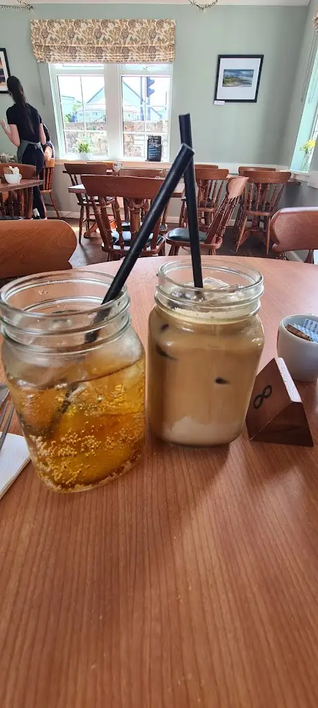 Kerri Mcilwraith_The Secret Garden_Maybole_review