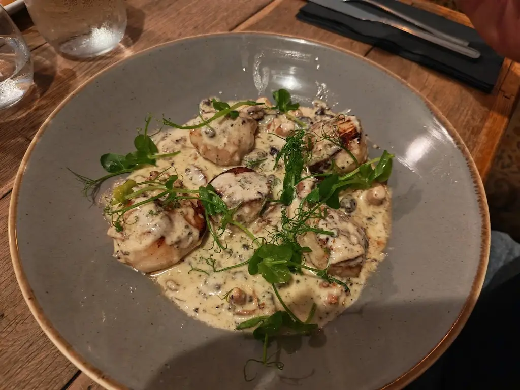 Iona Berrou_The Anchorage Restaurant/Bar_Maybole_review