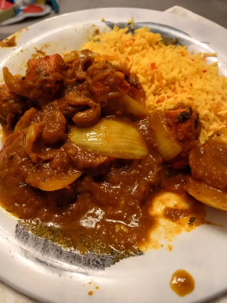 Jamie A_Wee Delhi_Milton of Leys_review