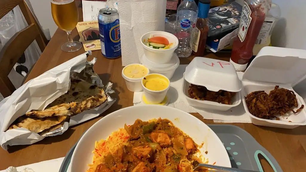 Marc Davies_Wee Delhi_Milton of Leys_review