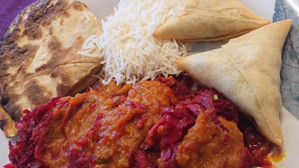 Wee Delhi_Milton of Leys_slider_image_2