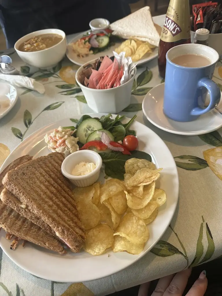 Kieran Pacitti_Corner Bistro_Macduff_review