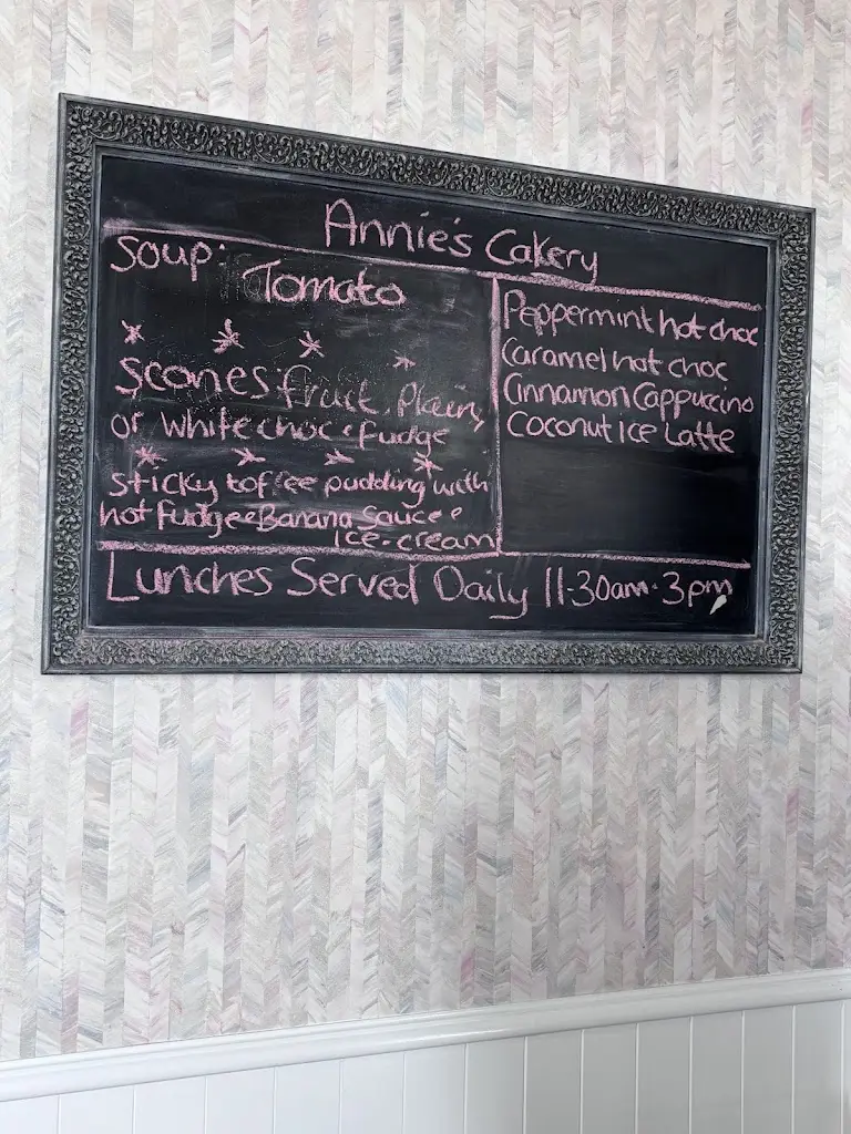 Menu_Annies Cakery_Macduff_image_2
