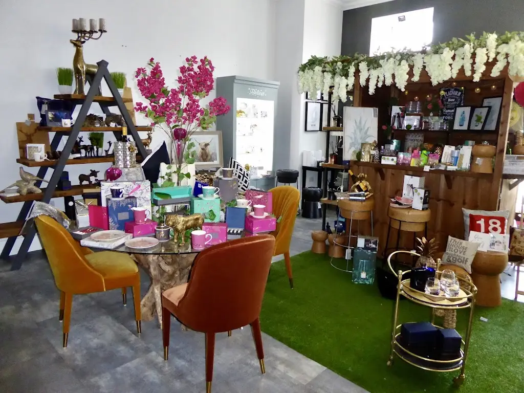 Annies Cakery_Macduff_slider_image_1