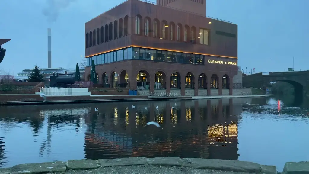 Premier Inn Nottingham Arena (London Road) hotel_Bingham_slider_image_2