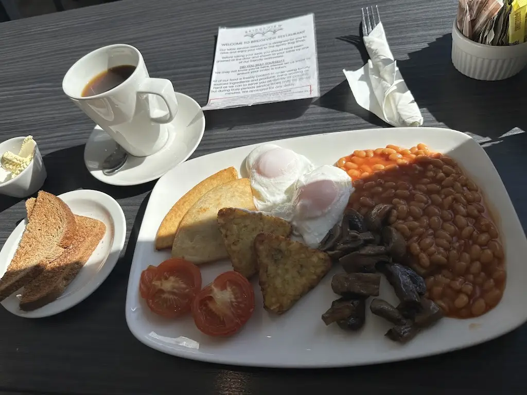 HistoryNeedsYou_Bridgeview Restaurant_Macduff_review