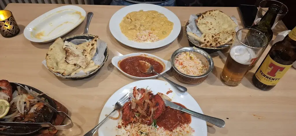 Roy Cook_Raj Mahal_Monifieth_review