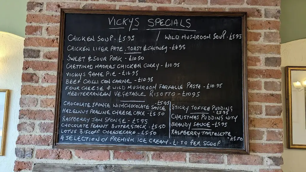 Menu_The Royal Oak_Bingham_image_3