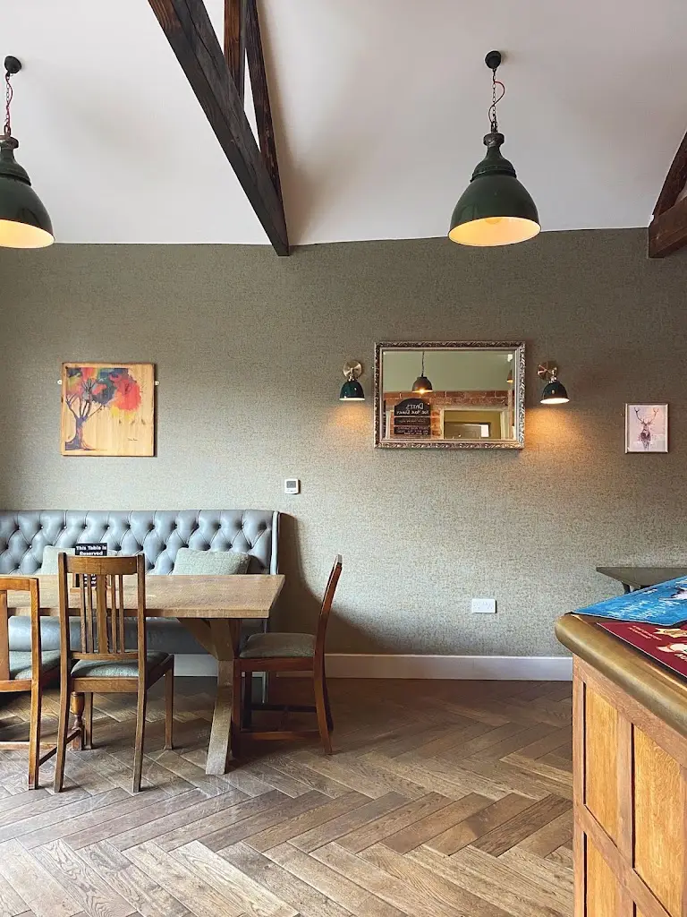 Frankie Wemyss_The Royal Oak_Bingham_review