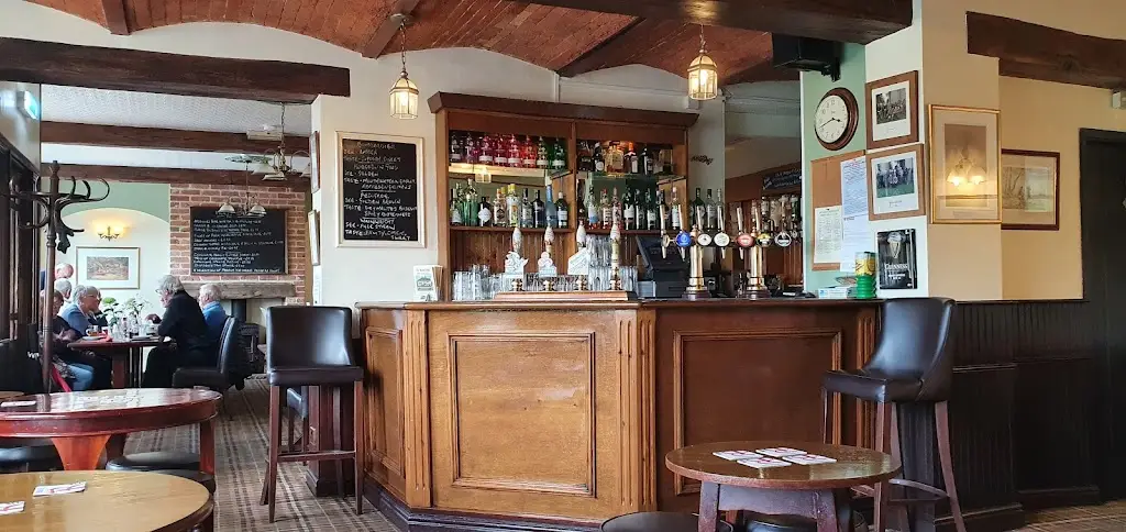 The Royal Oak_Bingham_slider_image_1