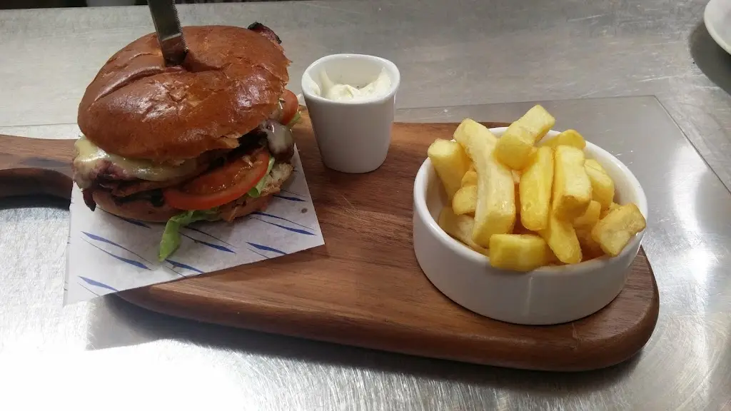 Menu_The Silver Larch_Moodiesburn_image_4