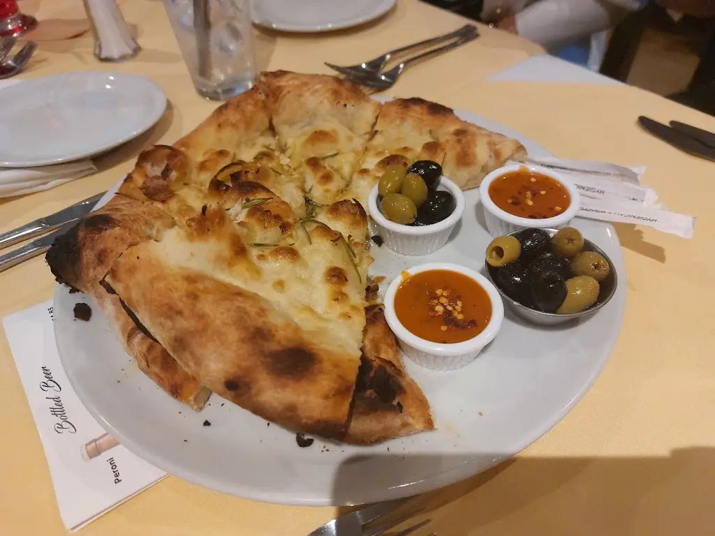 Clare frances_La Campagnola_Moodiesburn_review