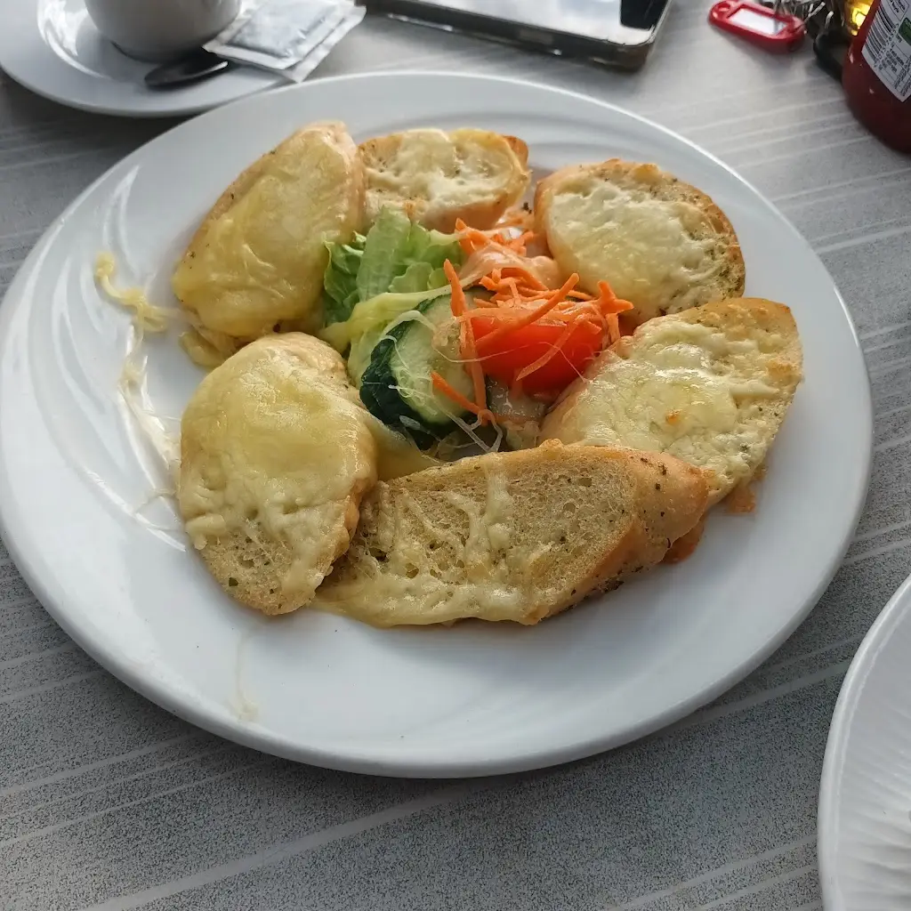 La Caverna restaurant in Lossiemouth