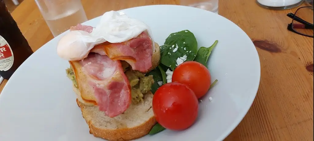 Robert V_Twenty Nineteen Coffee_Lossiemouth_review