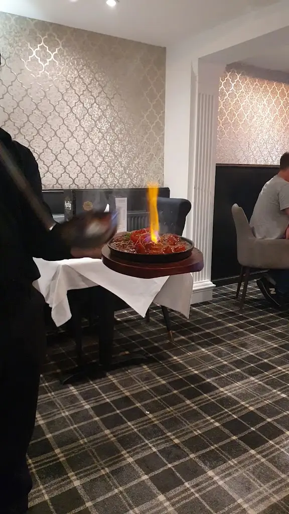 Macraj Indian Restaurant & Takeaway_Lossiemouth_slider_image_2