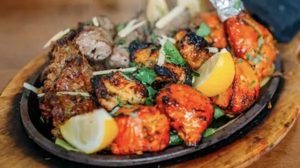 Macraj Indian Restaurant & Takeaway_Lossiemouth_slider_image_3