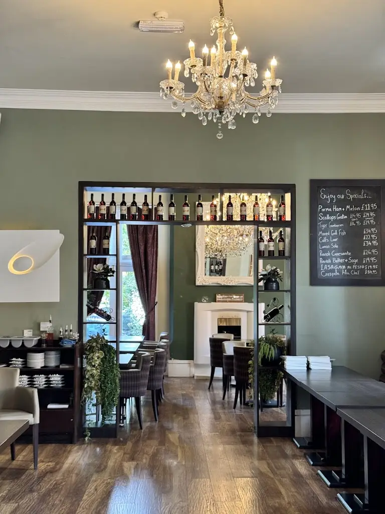 Venezia Italian & Seafood Restaurant_Bingham_slider_image_3