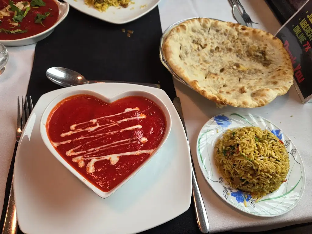 Sizzling Lounge Restaurant & Bar_Bingley_slider_image_2