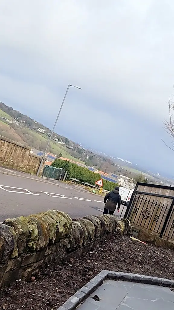 Jordan Mackay_The Rest_Neilston_recensione