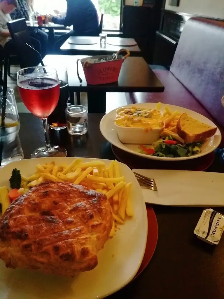 Menu_Cross Stobs Inn_Neilston_image_9