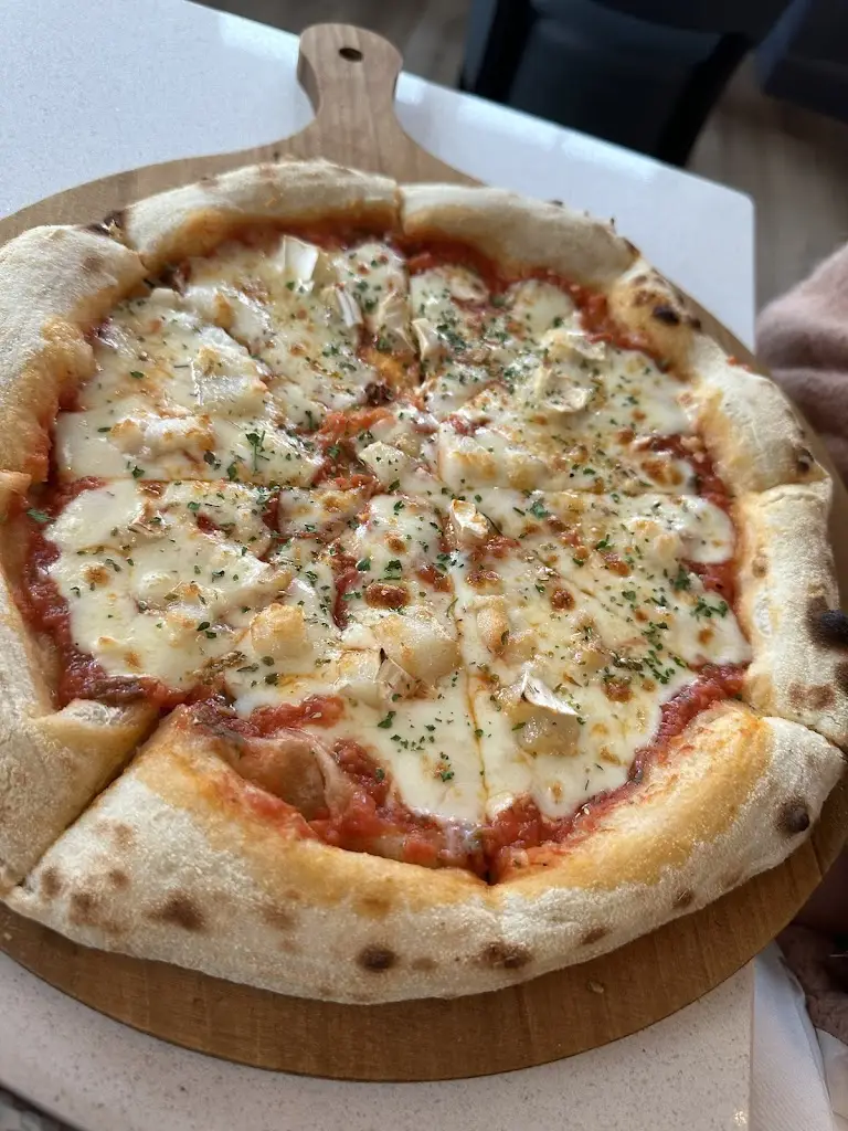 Menu_Galo’s Kitchen, Bingley_Bingley_image_3