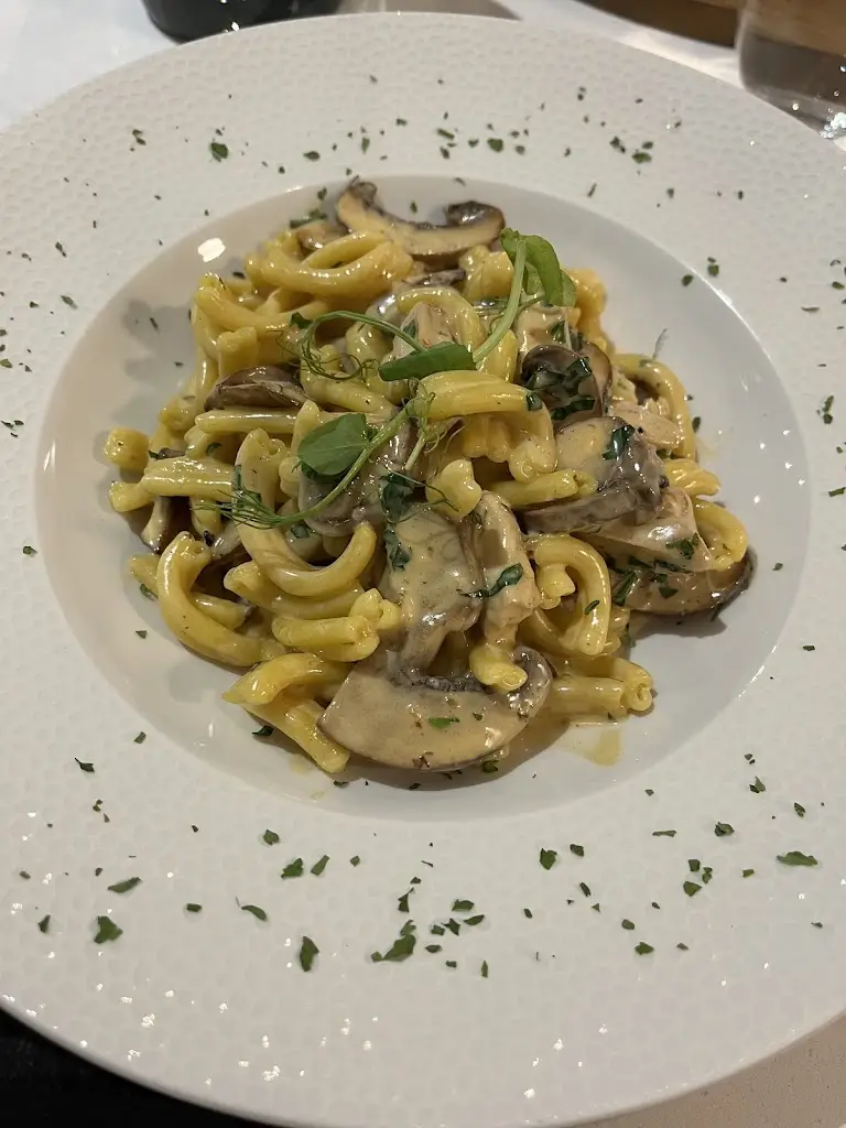 Galo’s Kitchen, Bingley_Bingley_slider_image_2